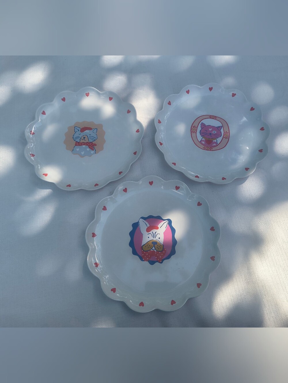 Set of 3 Target Pillowfort Novelty Scalloped Cats/ Dog Dinner Plates